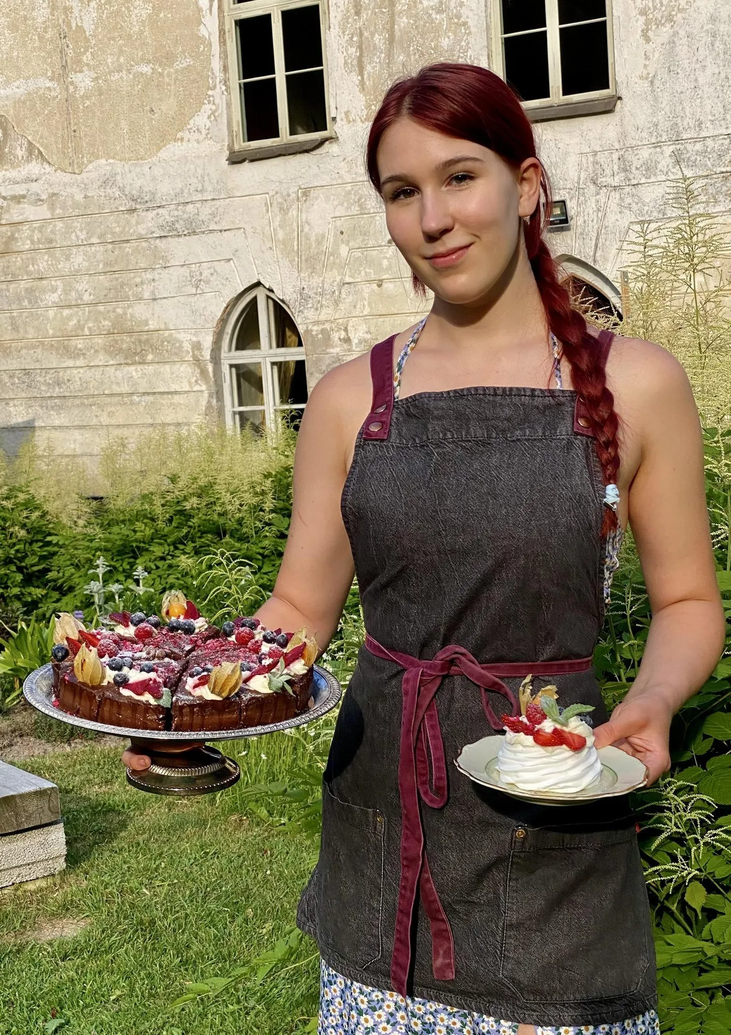 Reedel ja laupäeval peetaval arvamusfestivalil pakub Ferkle Kalaus omanimelises kohvikus küpsetisi, mille müügitulu läheb Prantsusmaal asuva gastronoomiakooli õppemaksuks.