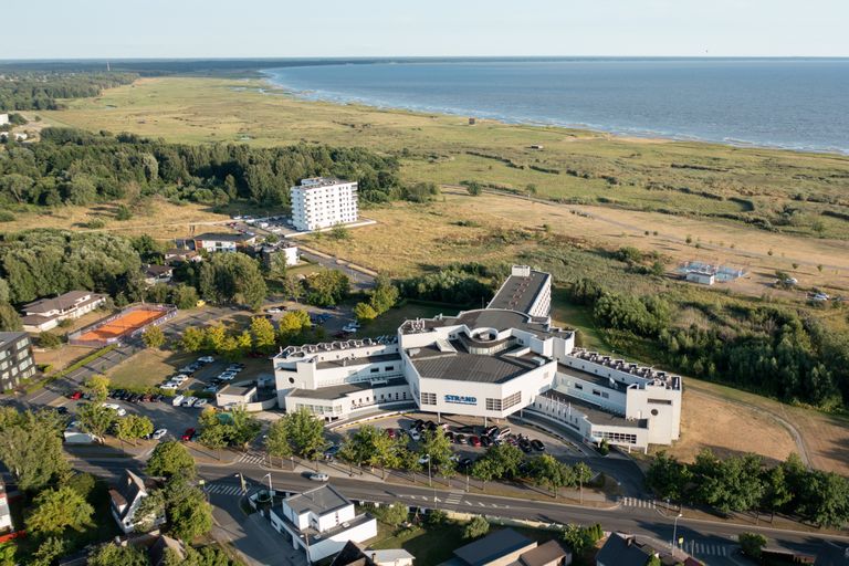 Pärnu Strand Spa & Konverentsihotell droonivaates.
