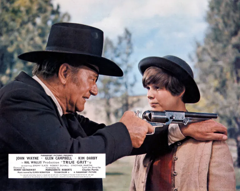 Kaader 1969. aasta filmist «True Grit», pildil John Wayne ja Kim Darby