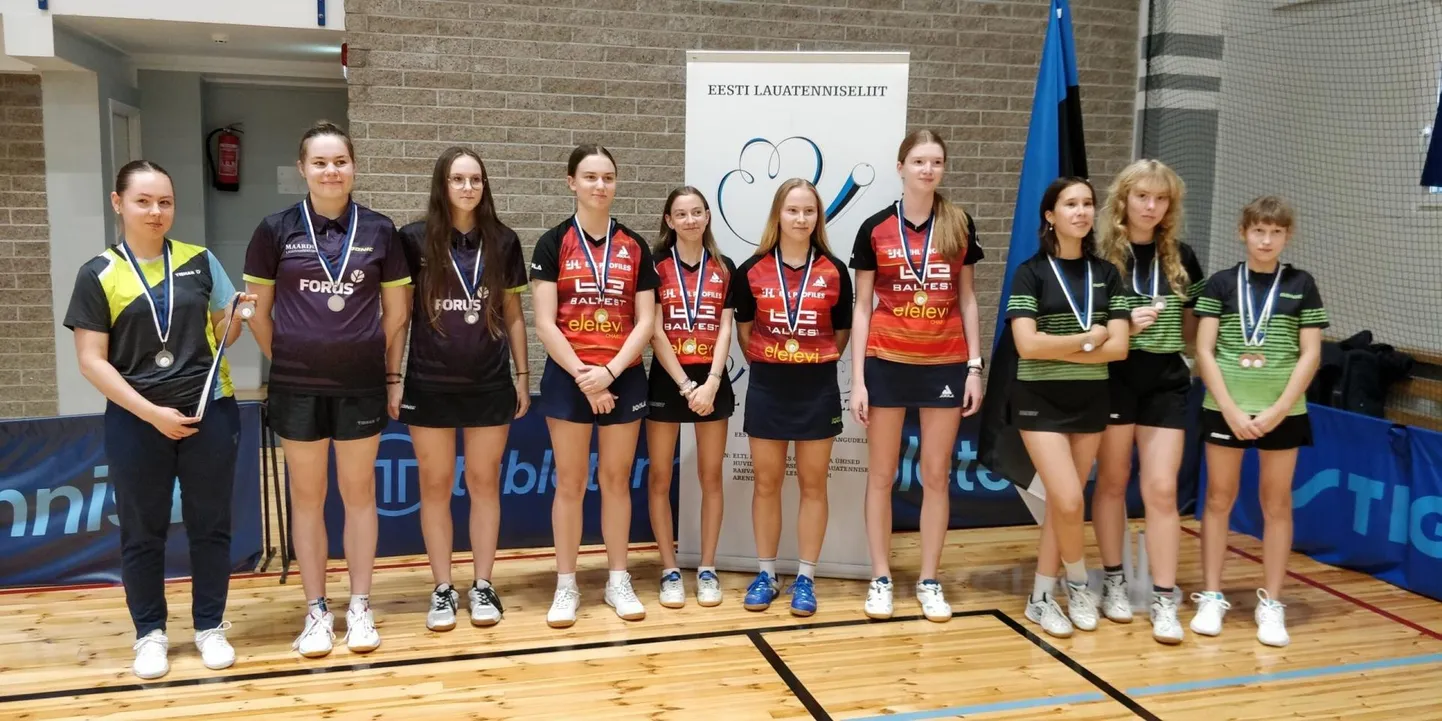 Võistlejate autasustamine 12. oktoobril.
