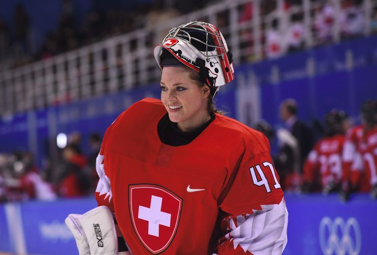 Šveitslanna Florence Schelling on esimene naissoost tipphokiklubi juht.
