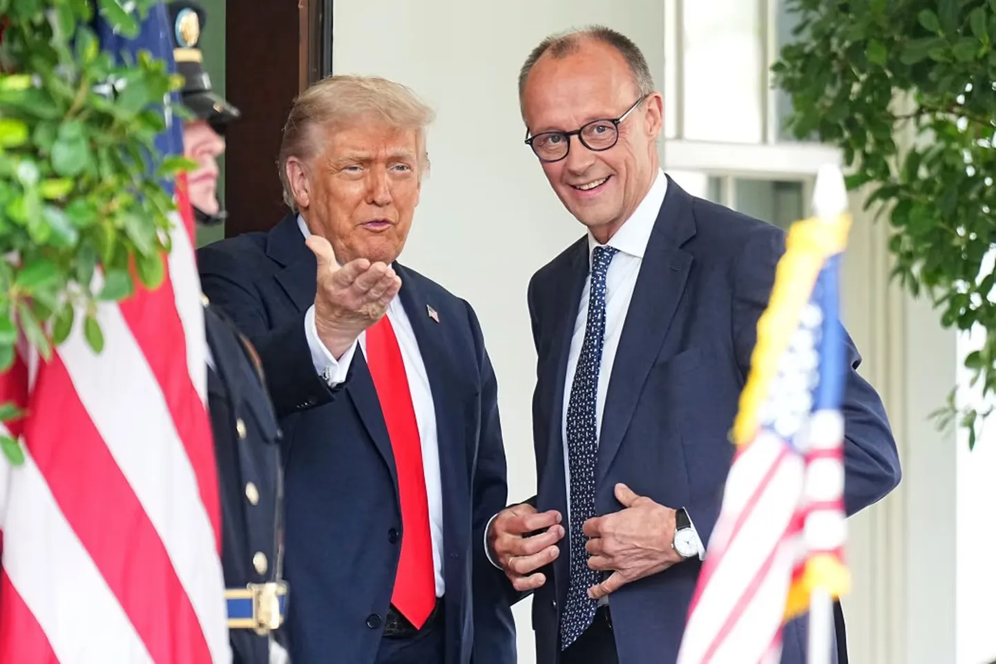 USA president Donald Trump ja Saksa kantsler Friedrich Merz läinud nädalal Valge Maja ees.