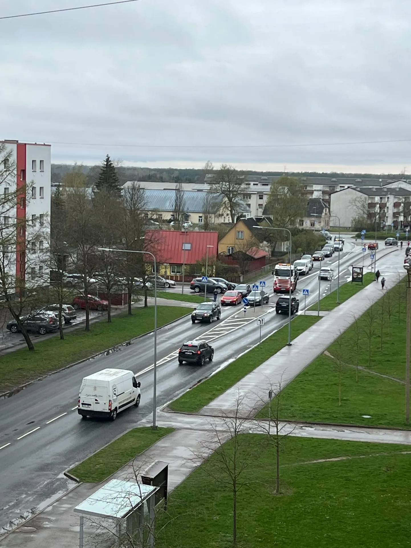 Smuuli ja Vallimaa tänava ristis on liiklus häiritud.