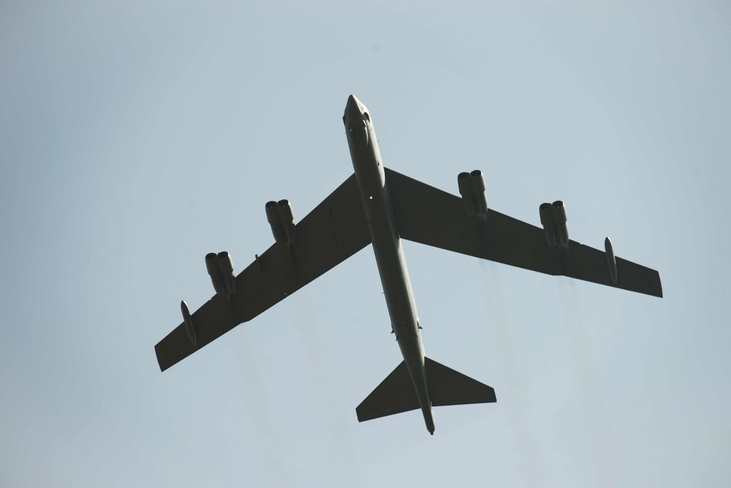 Бомбардировщик B-52.