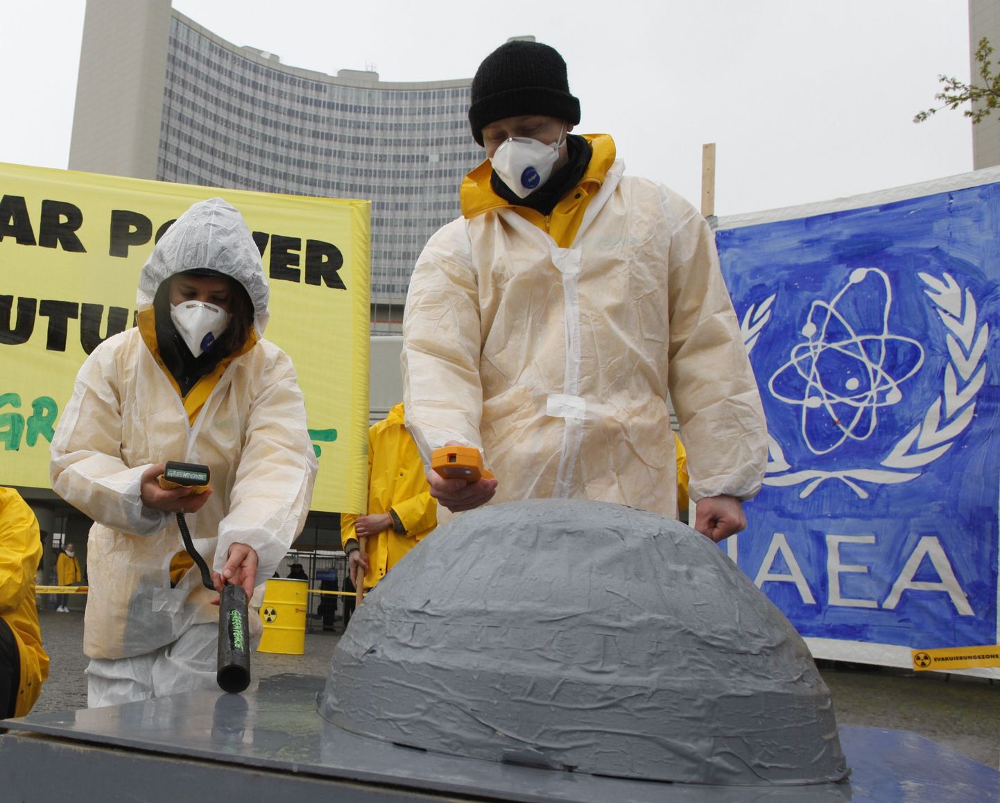 Greenpeace'i aktivistide meeleavaldus tuumaenergia vastu.