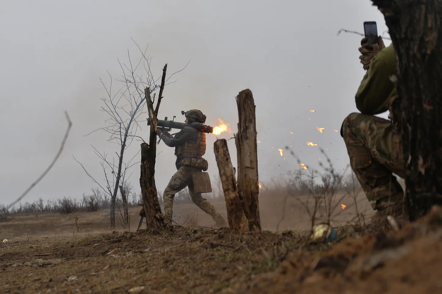 Ukraina sõdurid Bahmuti lähistel.