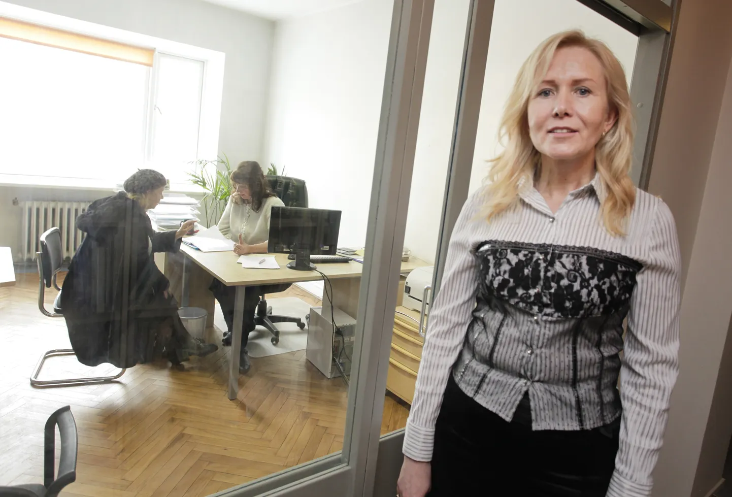 Esiplaanil MTÜ Eesti Juriside Liidu direktor Krista Paal.
