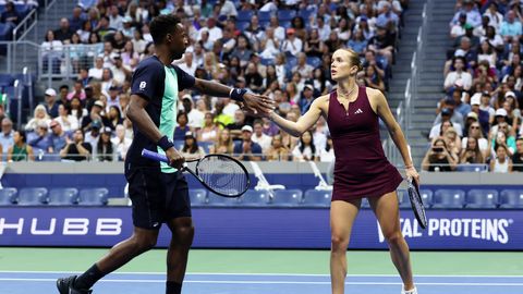 Sõja varjus tulevikku ehitades: Elina Svitolina aitab Ukraina lastel tennise kaudu ellu jääda ja kasvada