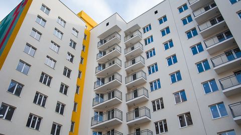 VIDEO ⟩ Stankeviču ģimene turpina cīņu par savu nopirkto dzīvokli un vēršas Augstākajā tiesā