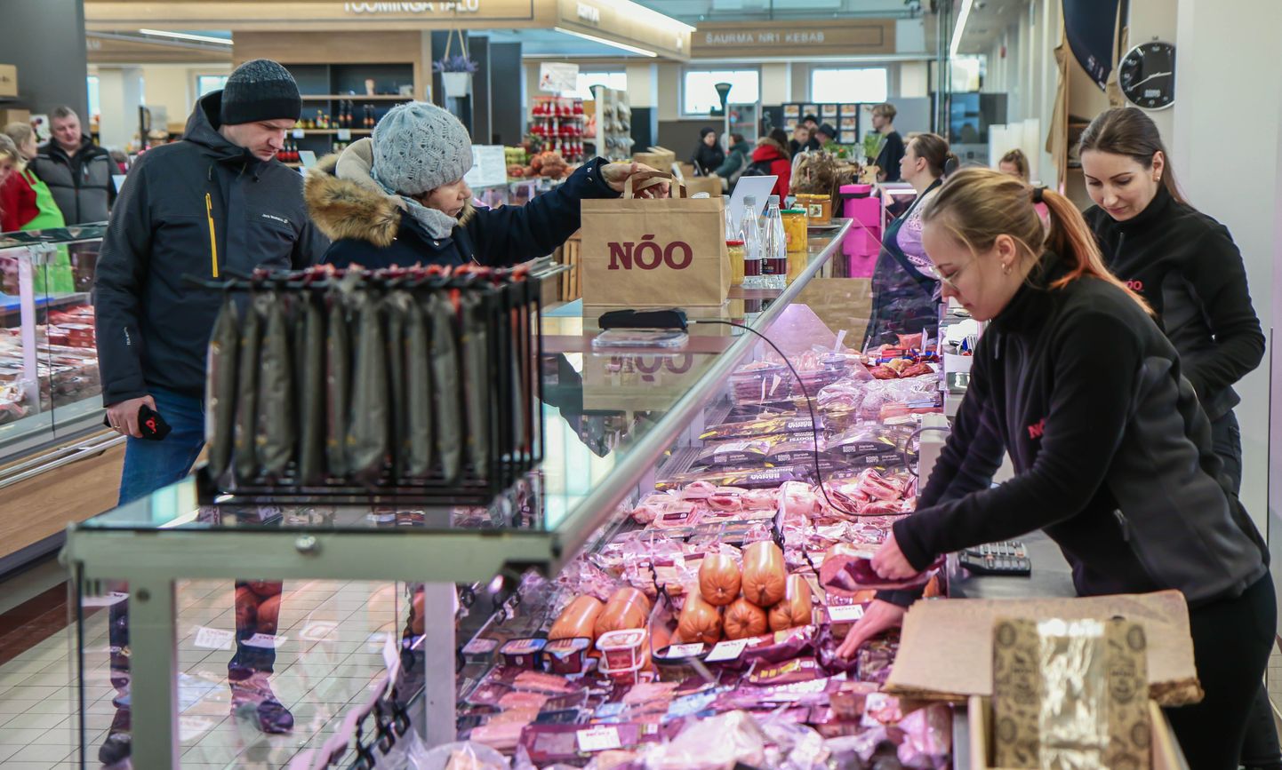 Nõo Lihatööstuse uue kontseptsiooniga müügilett Tartu turuhoones.