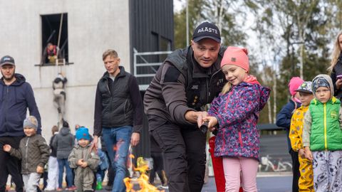 VAATA PILTE ⟩ Tavatus kohas korraldatud perepäev osutus ülimenukaks