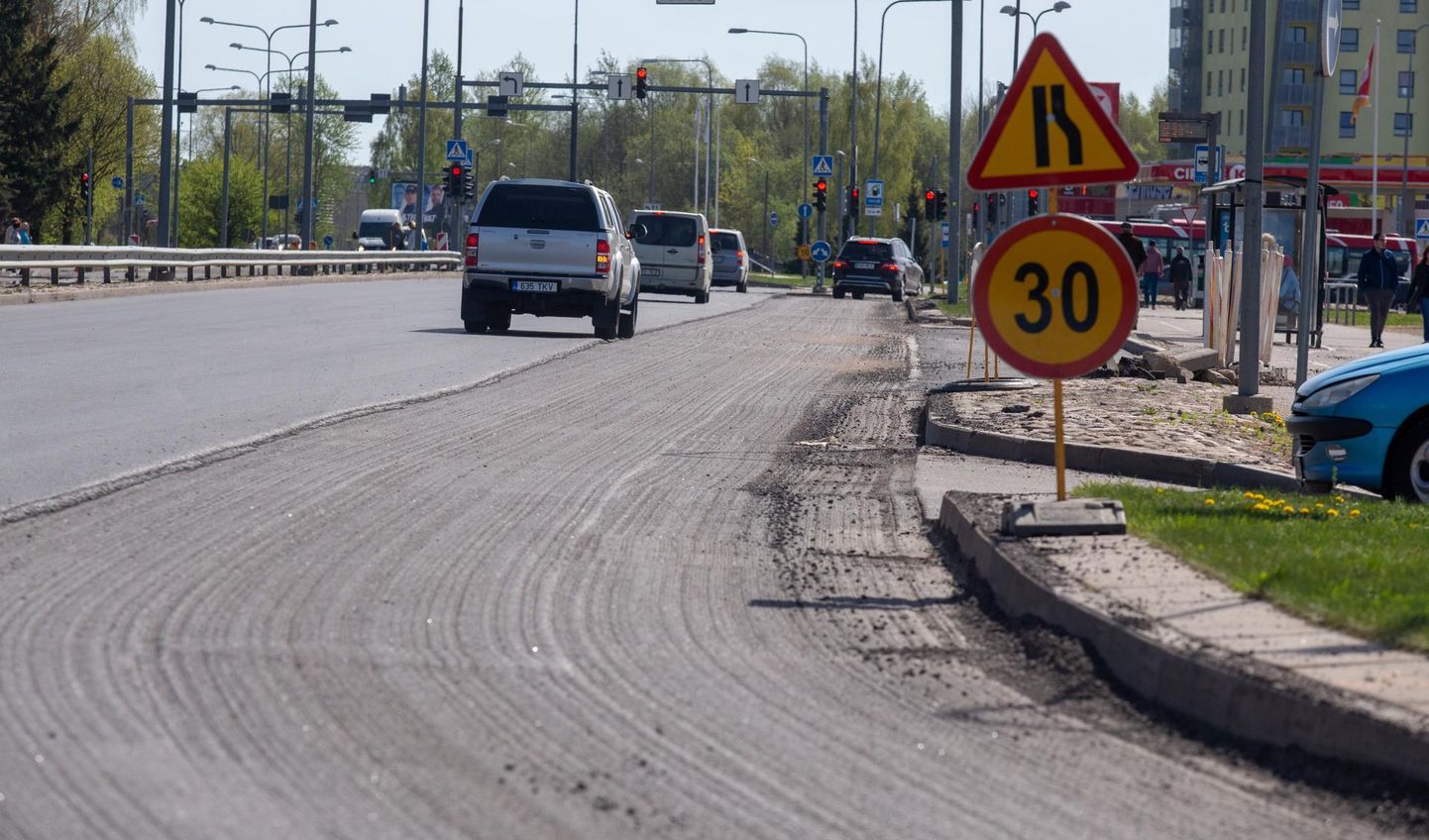 Sõpruse ringile ja Kalda teele peaks uus asfalt saama pandud 1. maiks, lubab tee-ehitaja.