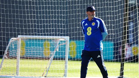 Steve Clarke jätkab Šotimaa koondise peatreenerina järgmise MMini