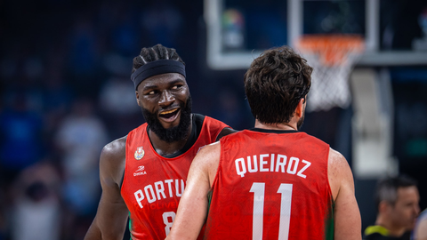 Elpu aizraujošā duelī Portugāles basketbolisti uzvar un nosūta Igauniju mājās