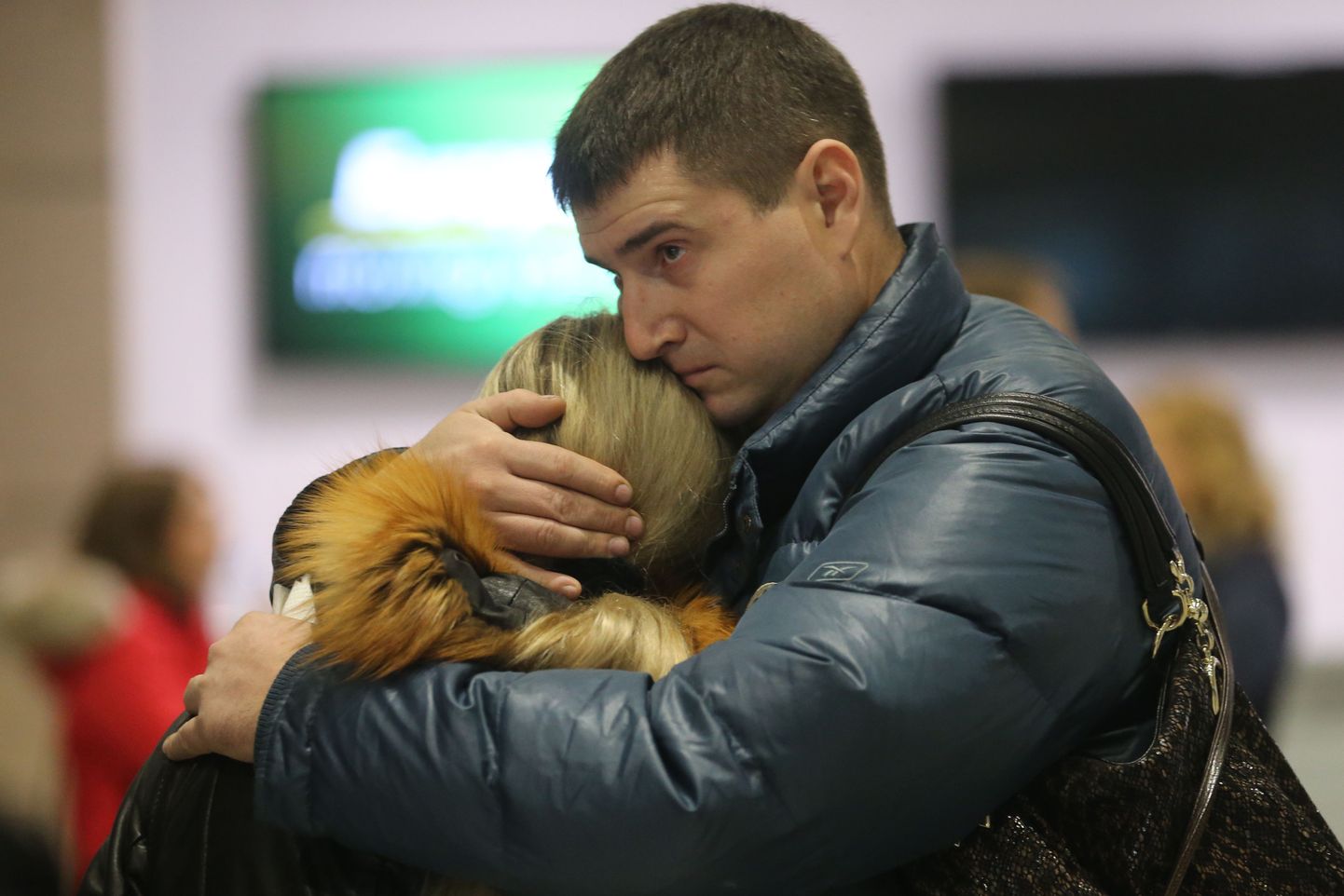 Родственники погибших в крушении A321 в Плуково 31 октября.