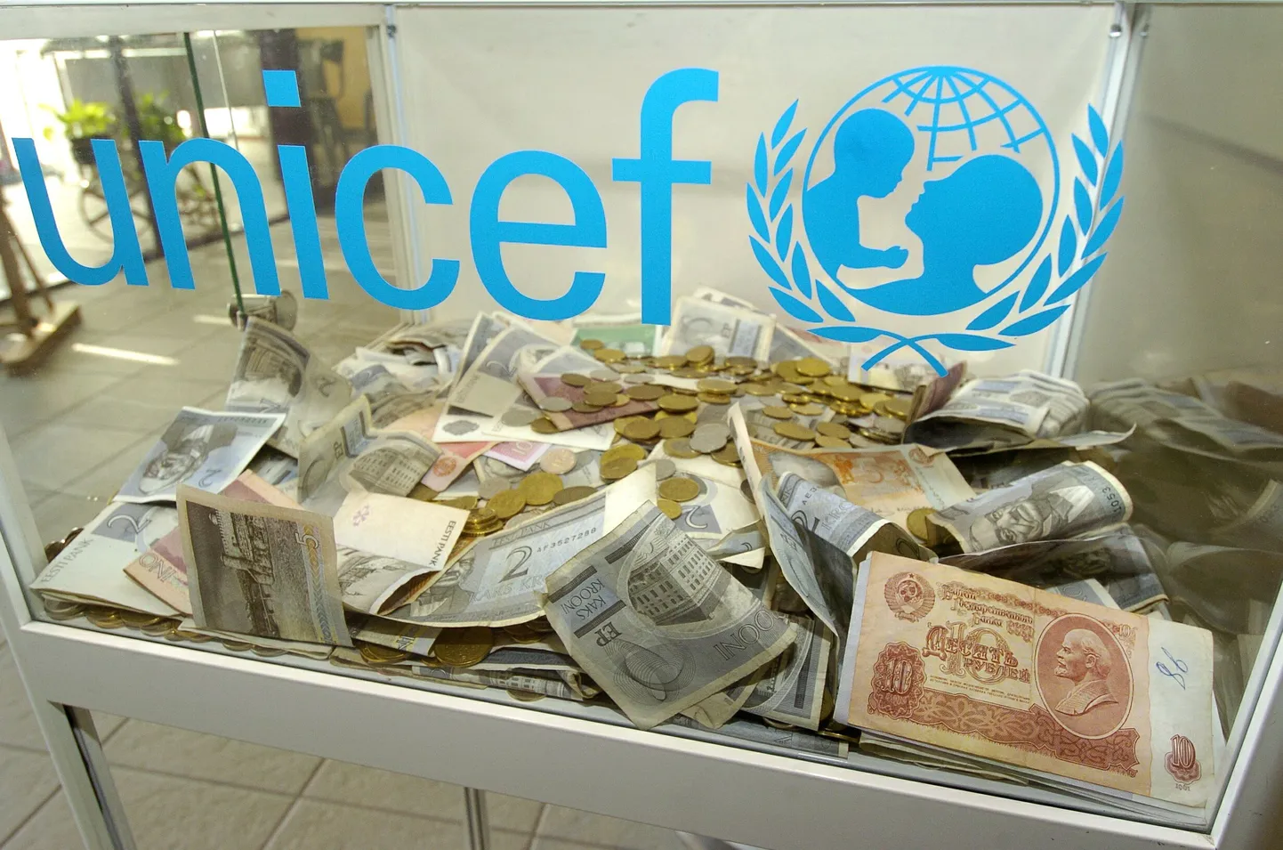 UNICEFi annetuskast