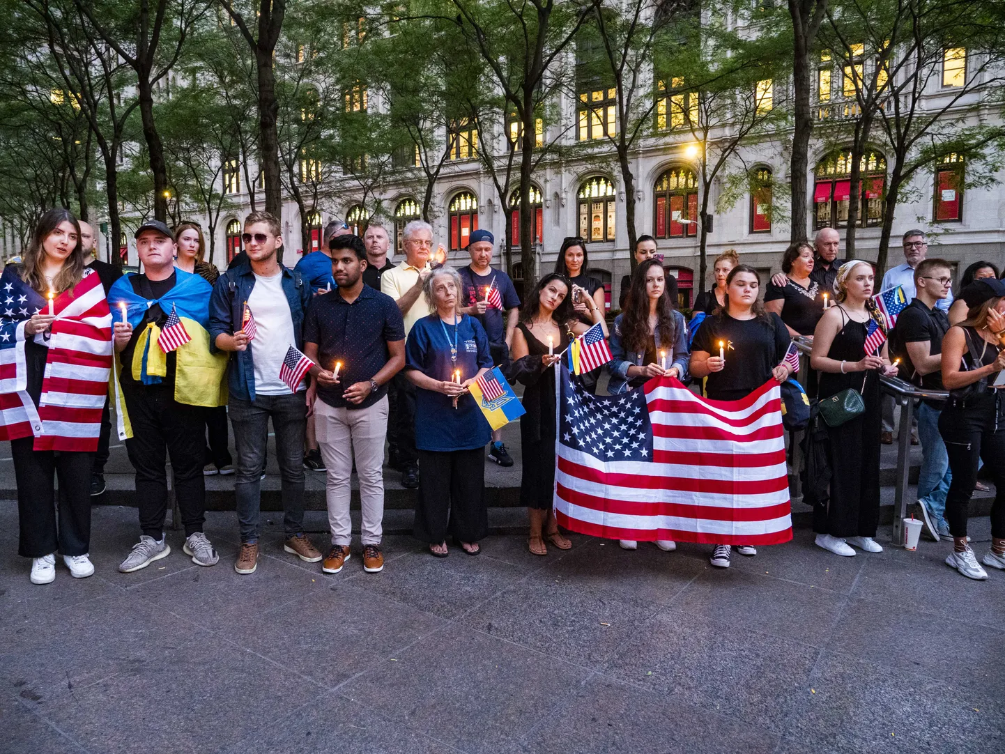 Ukrainlased mälestavad New Yorgis 2001. aasta 11. septembri terrorirünnakute ohvreid.