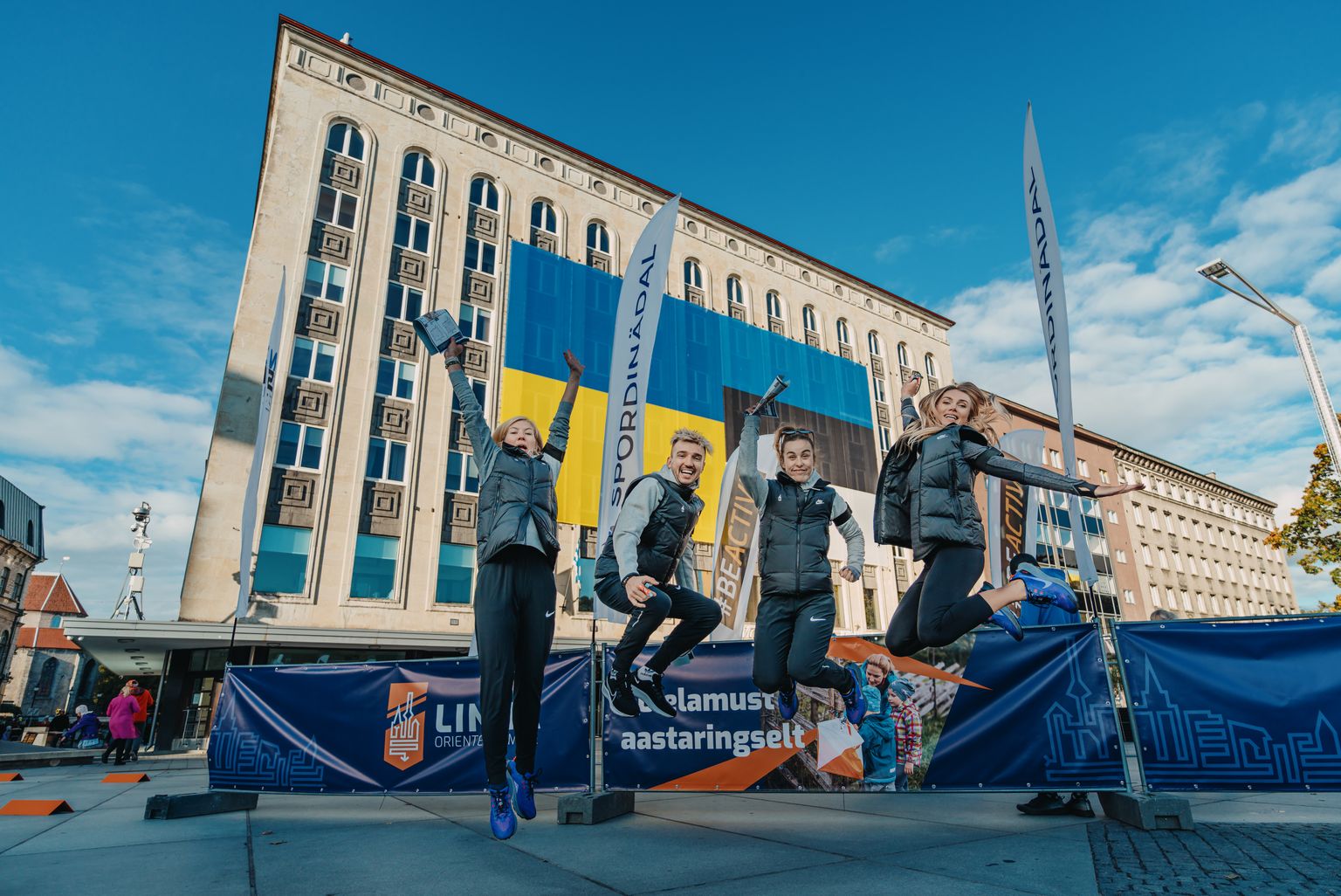 Spordinädal 2022 patroonid on näiteks kultuuriminister Piret Hartman (vasakult), muusikud Artjom Savitski ja Kristel Aaslaid ja Saskia Alusalu.