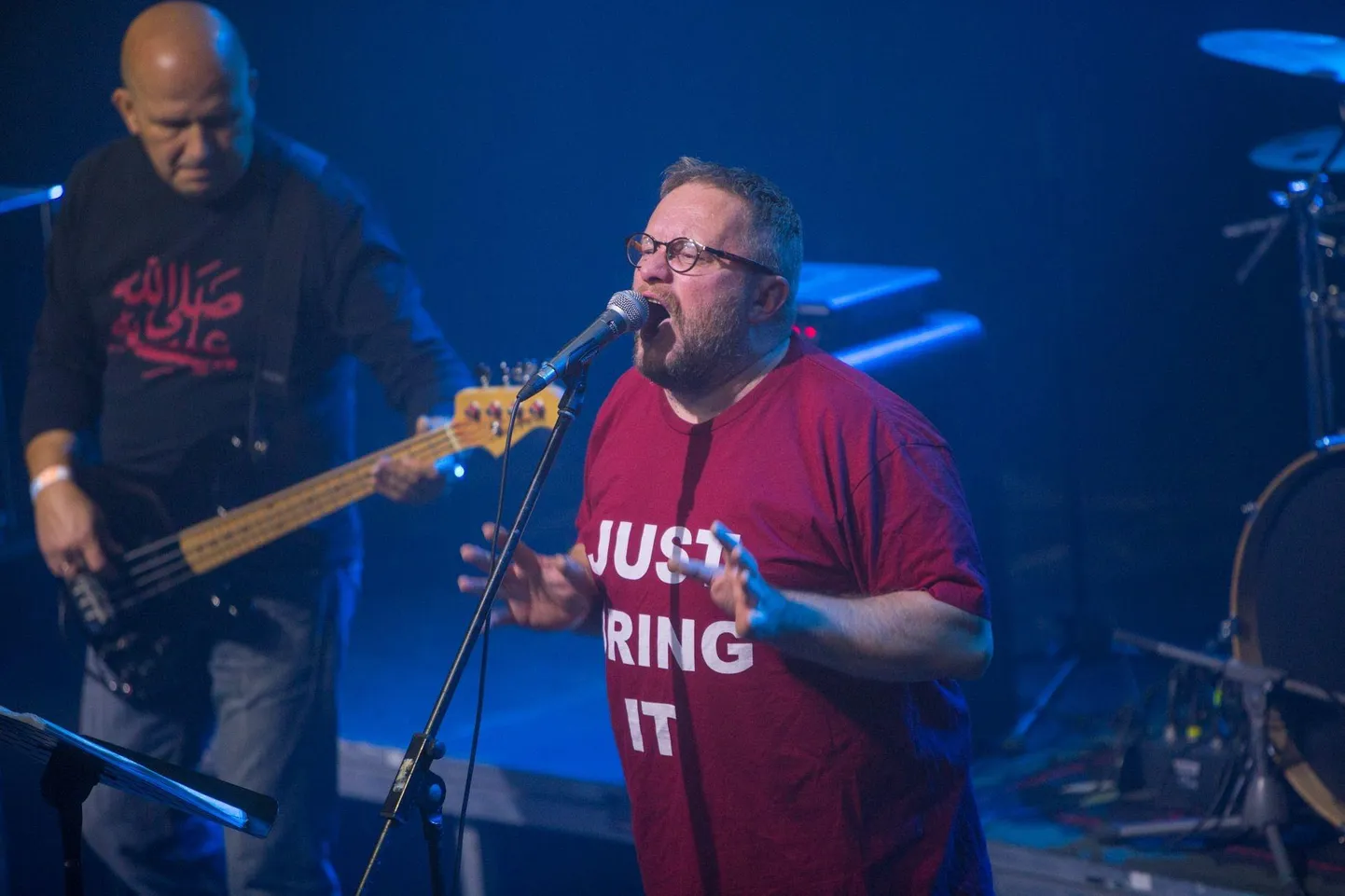 Teatri hooaja avapeol kõlab muusika ansamblilt Singer Vinger.