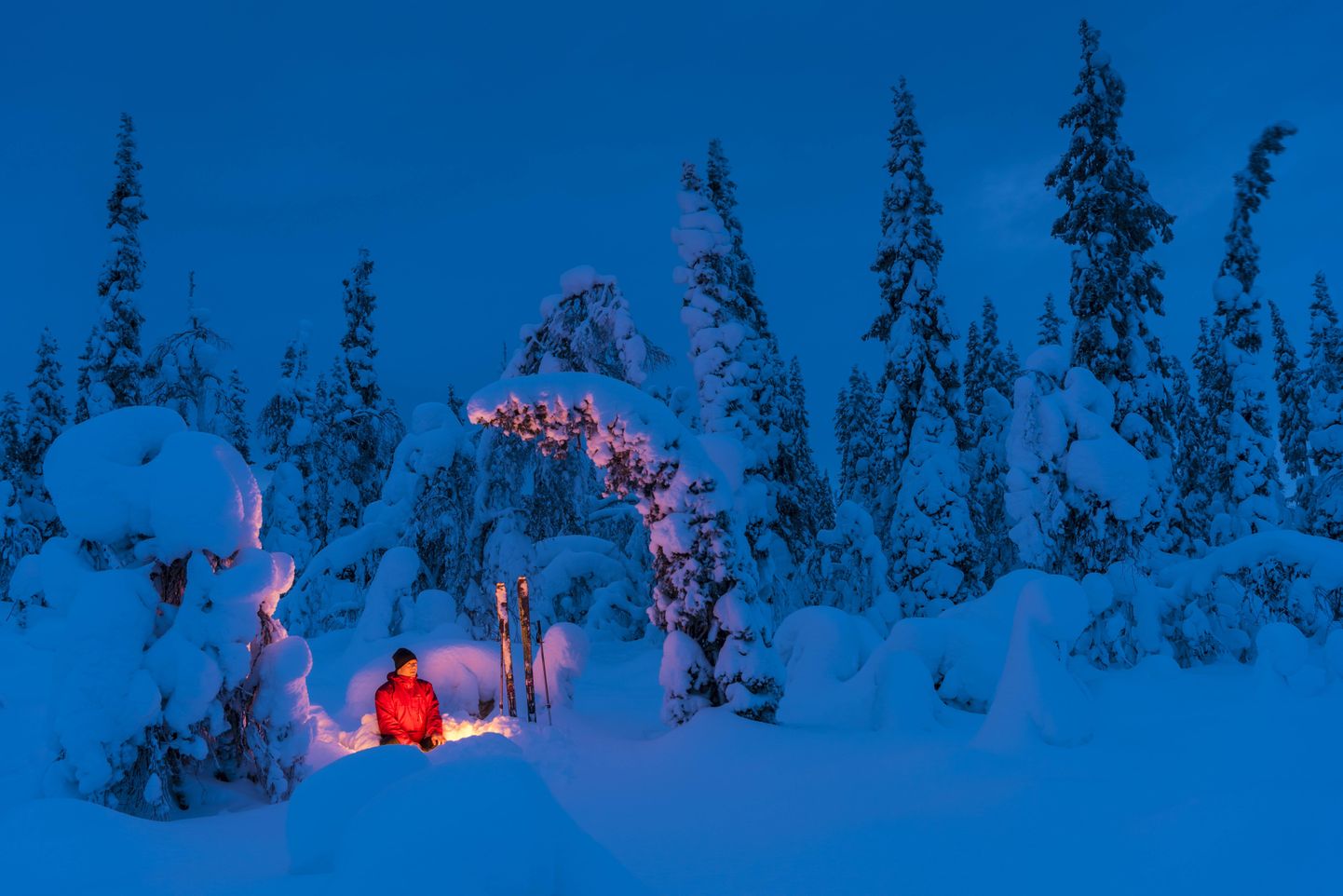 Mees lumises Rootsi põhjaosas.