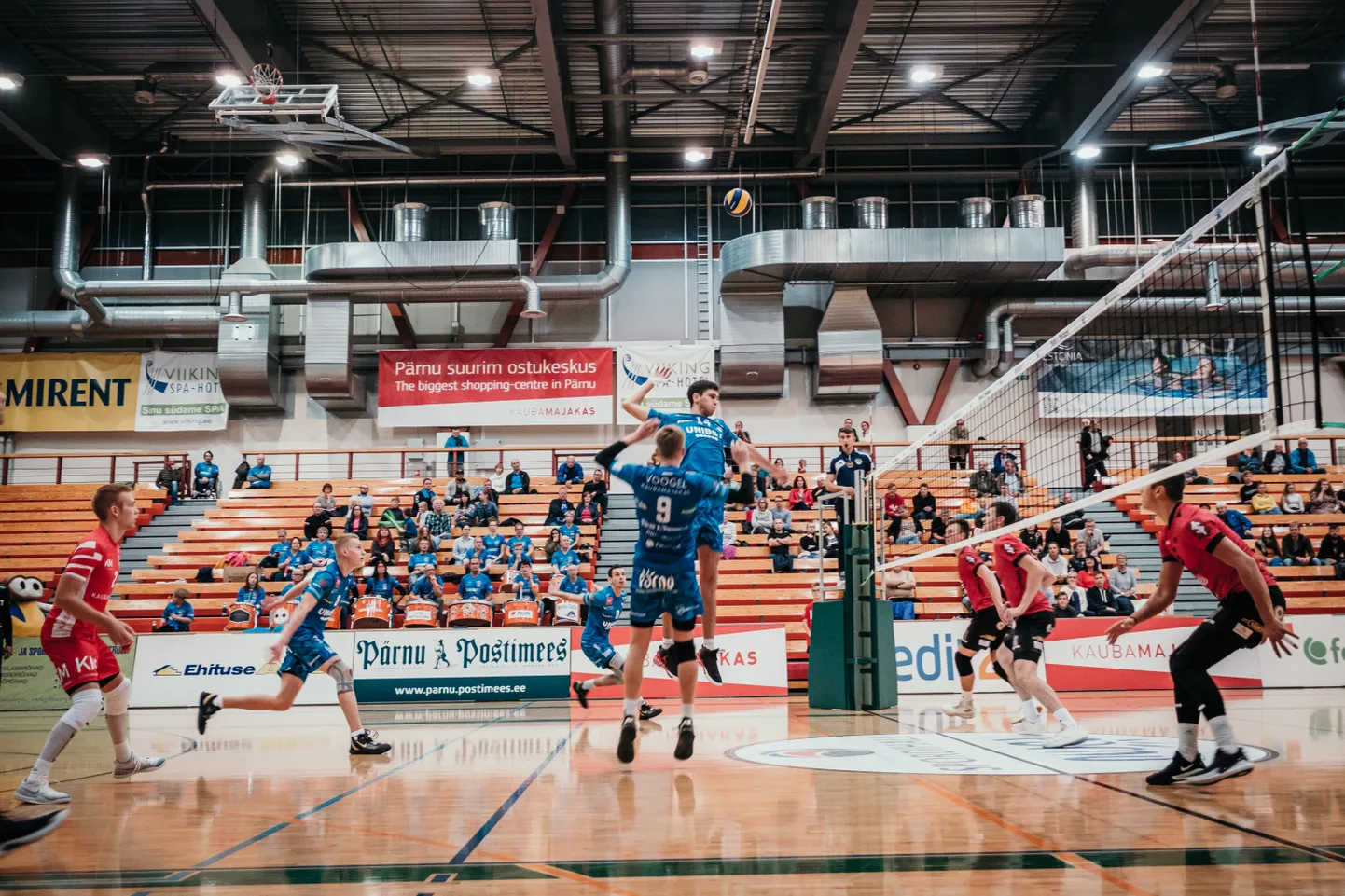 Pärnu võrkpalliklubi Tartus tabelisse punktilisa ei teeninud.