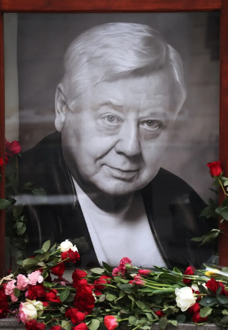 Oleg Tabakovi ärasaatmine