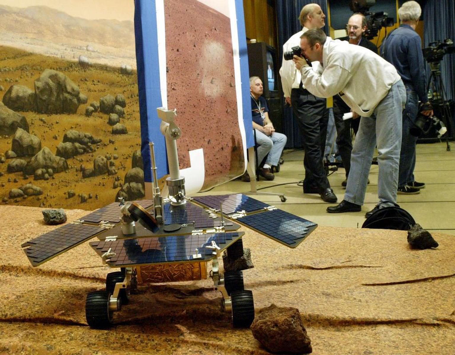 Marsikulgur Spiriti koopia NASA pressikonverentsil
