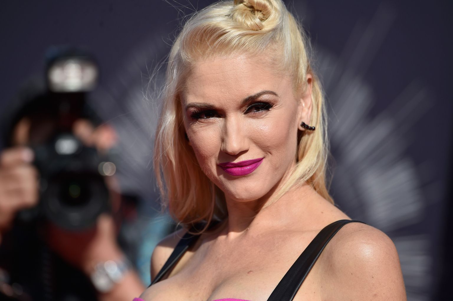 INGLEWOOD, CA - AUGUST 24: Recording artist Gwen Stefani attends the 2014 MTV Video Music Awards at The Forum on August 24, 2014 in Inglewood, California.   Frazer Harrison/Getty Images/AFP
== FOR NEWSPAPERS, INTERNET, TELCOS & TELEVISION USE ONLY ==