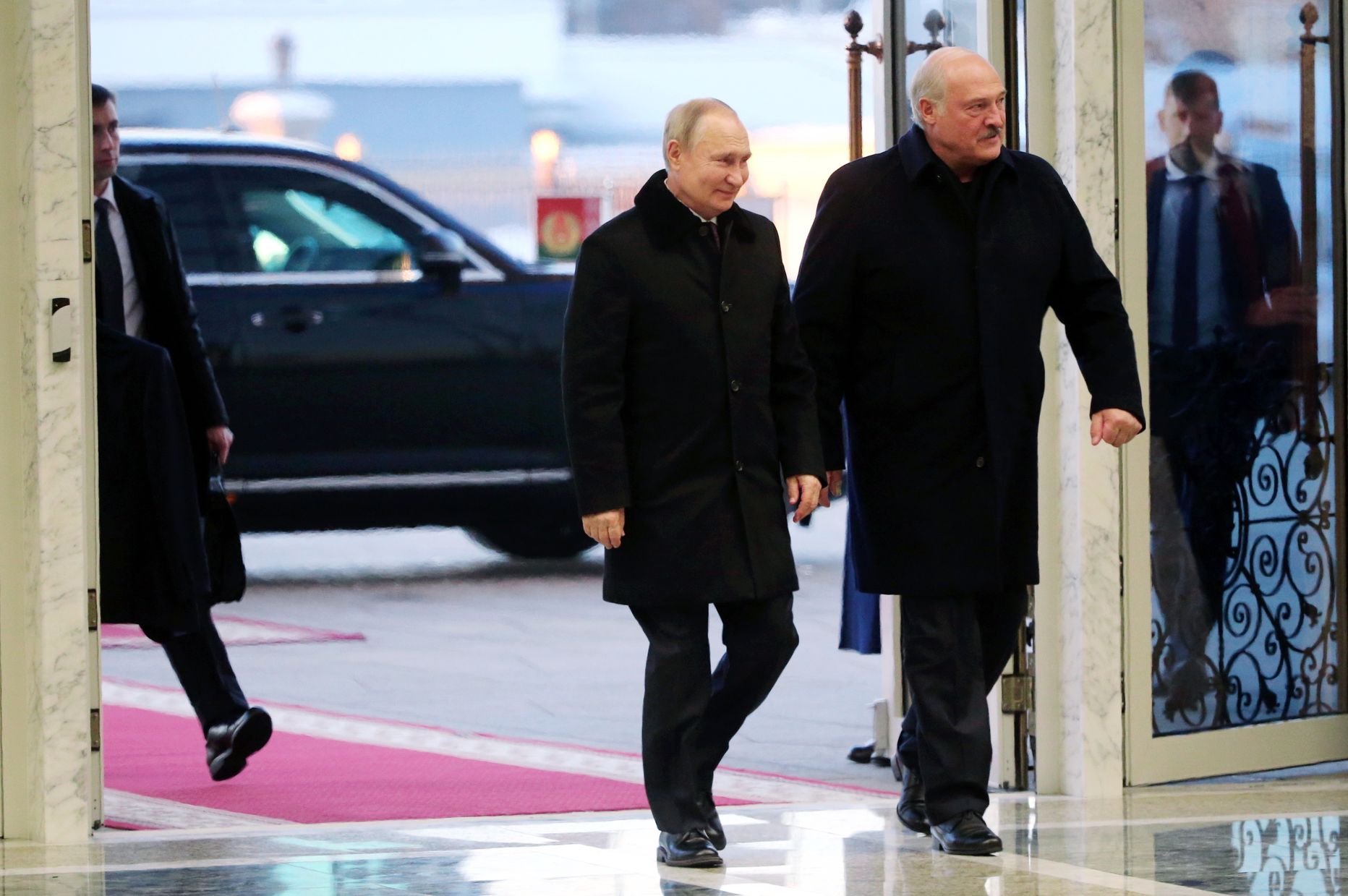 Vladimirs Putins un Aleksandrs Lukašenko.