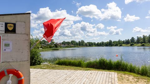 Taas tõi fekaalisaaste Paala järve randa punase lipu