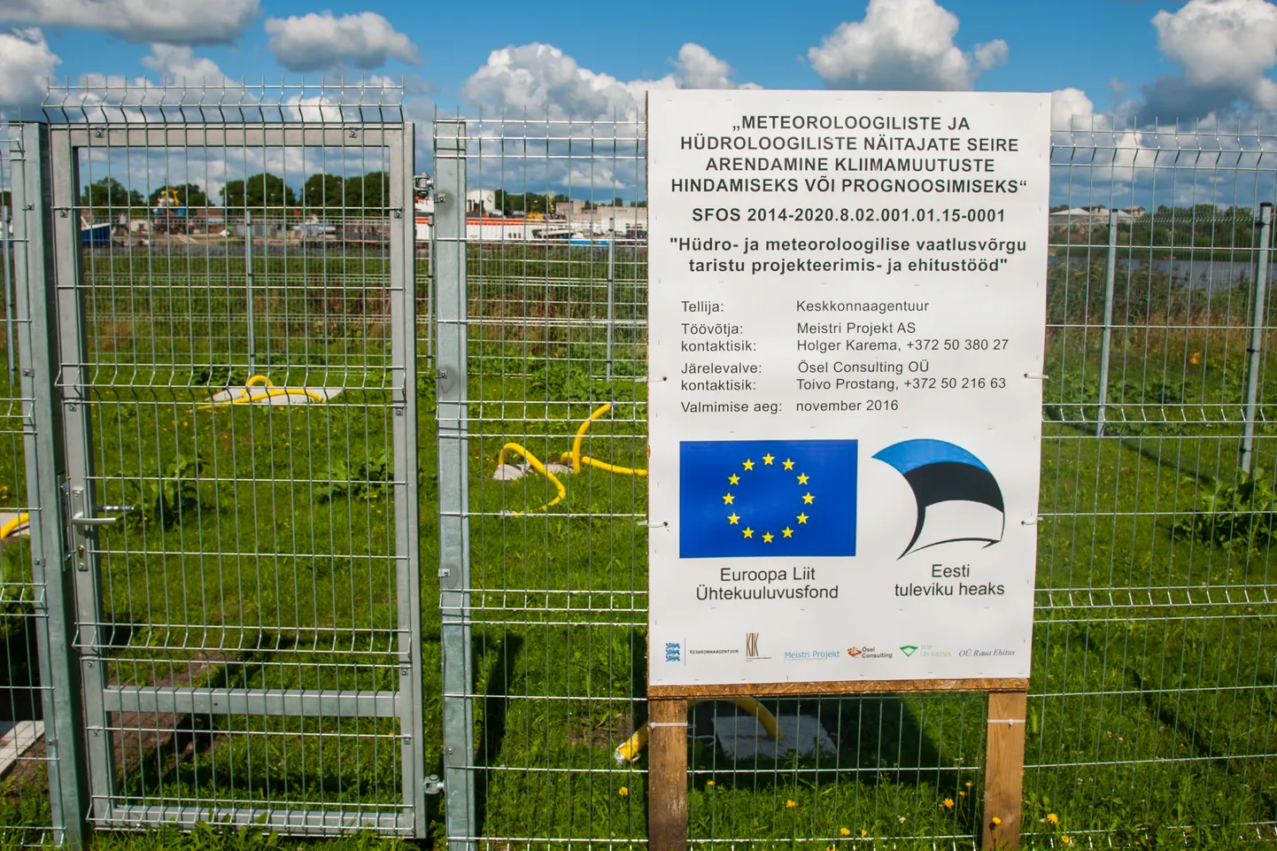 Pärnu ilmajaama kolimist lennuväljalt kesklinna Tervise spaa taha jõeäärsele muruplatsile on mitu korda edasi lükatud. Nüüd loodetakse, et jaanipäevaks saavad ilmavaatlusseadmed uues kohas paika.