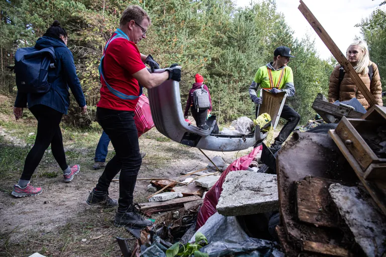 Raku järve koristus.