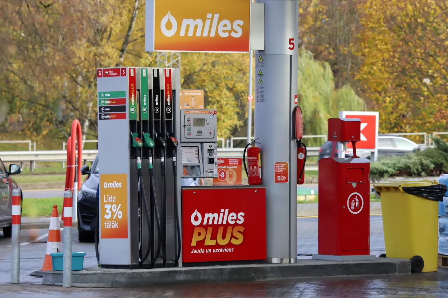 Заправочная станция Circle K.