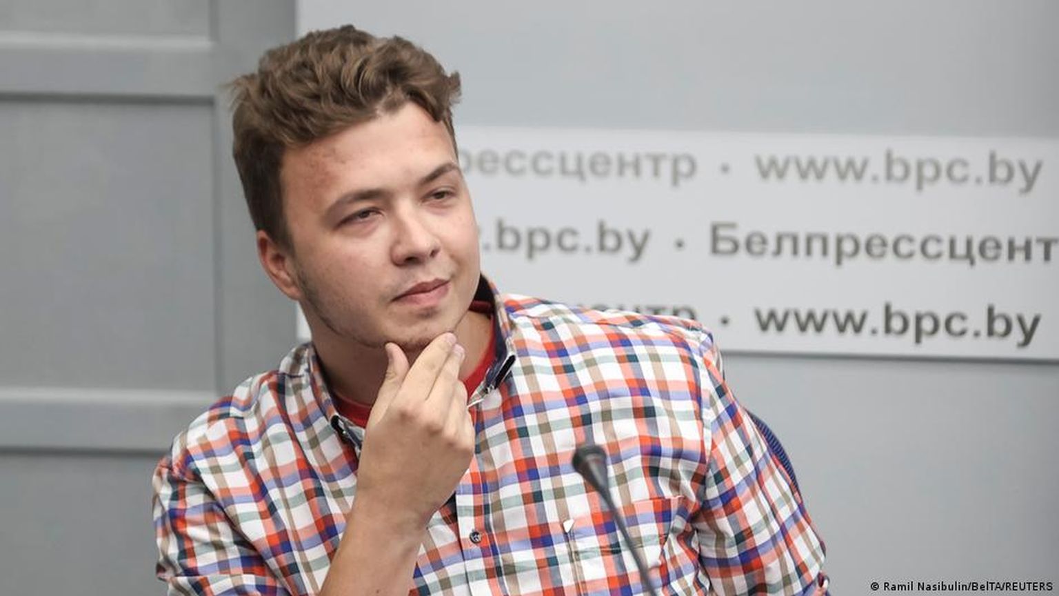 Роман Протасевич во время пресс-конференции МИД Беларуси