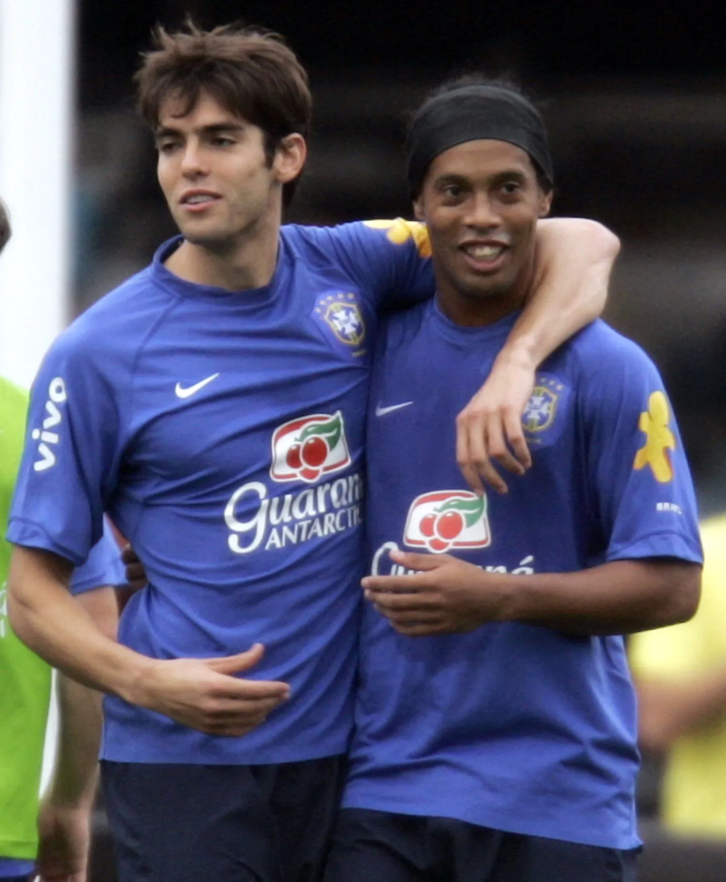 Kaká (vasakul) ja Ronaldinho.