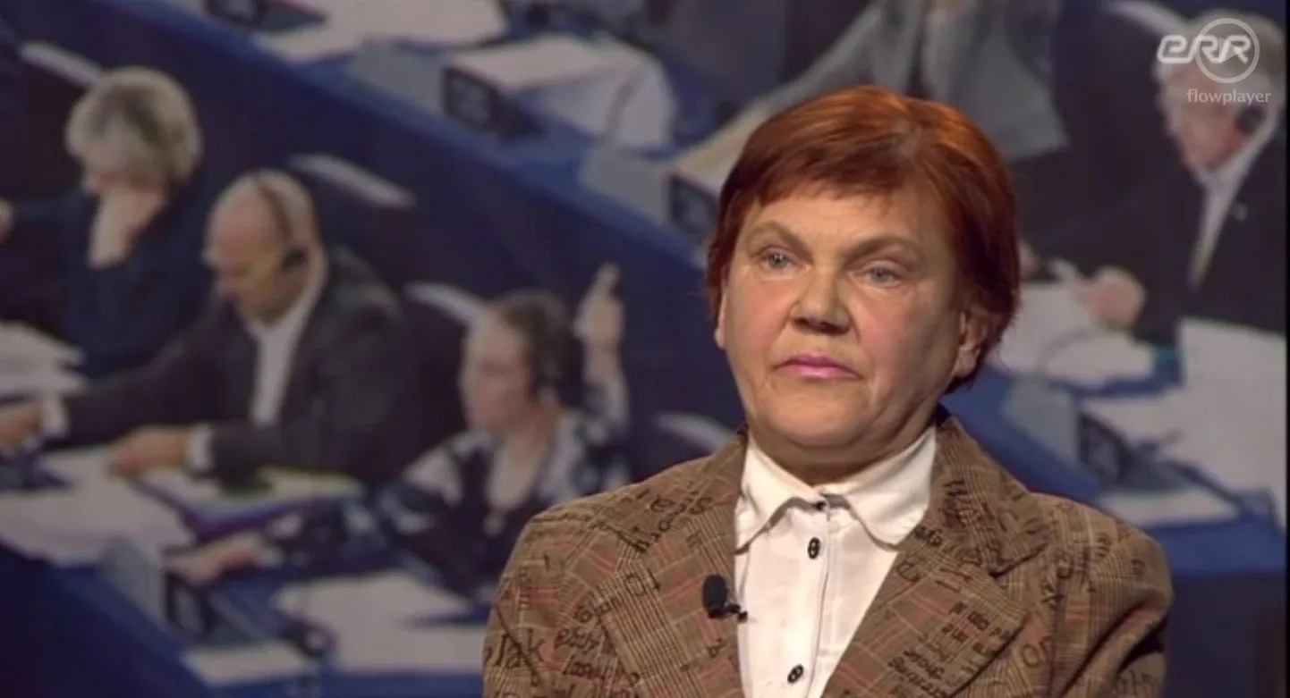 Üks neist, kes püüab taas kord üksikandidaadina parlamenti pääseda, on Svetlana Ivnitskaja.