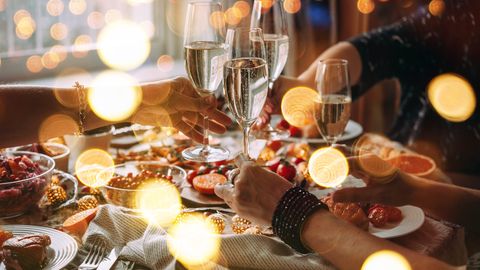 От 70 до 150 евро: сколько стоит провести Новогоднюю ночь в таллиннских ресторанах