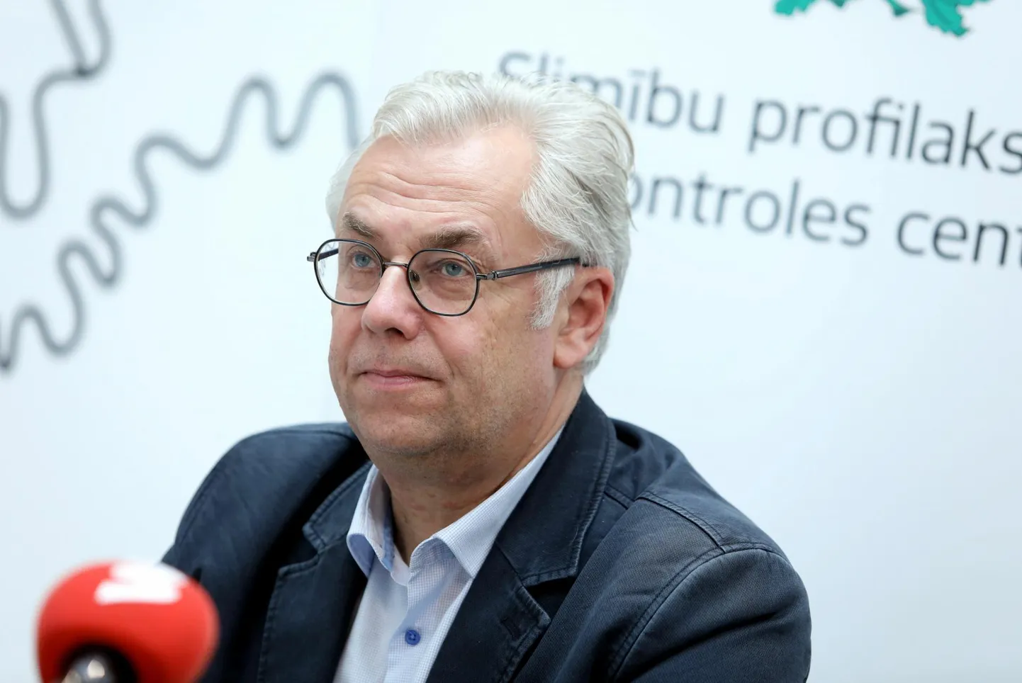Jurijs Perevoščikovs selle nädala alguses haigusepuhangust ülevaadet andmas.