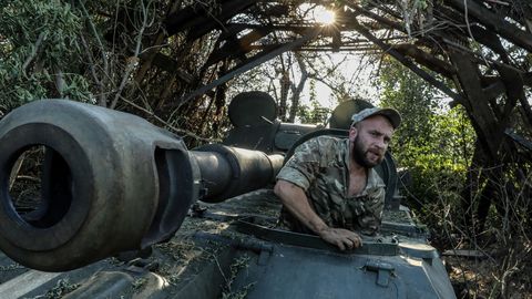 Krievija un Ukraina veikušas vēl vienu gūstekņu apmaiņu