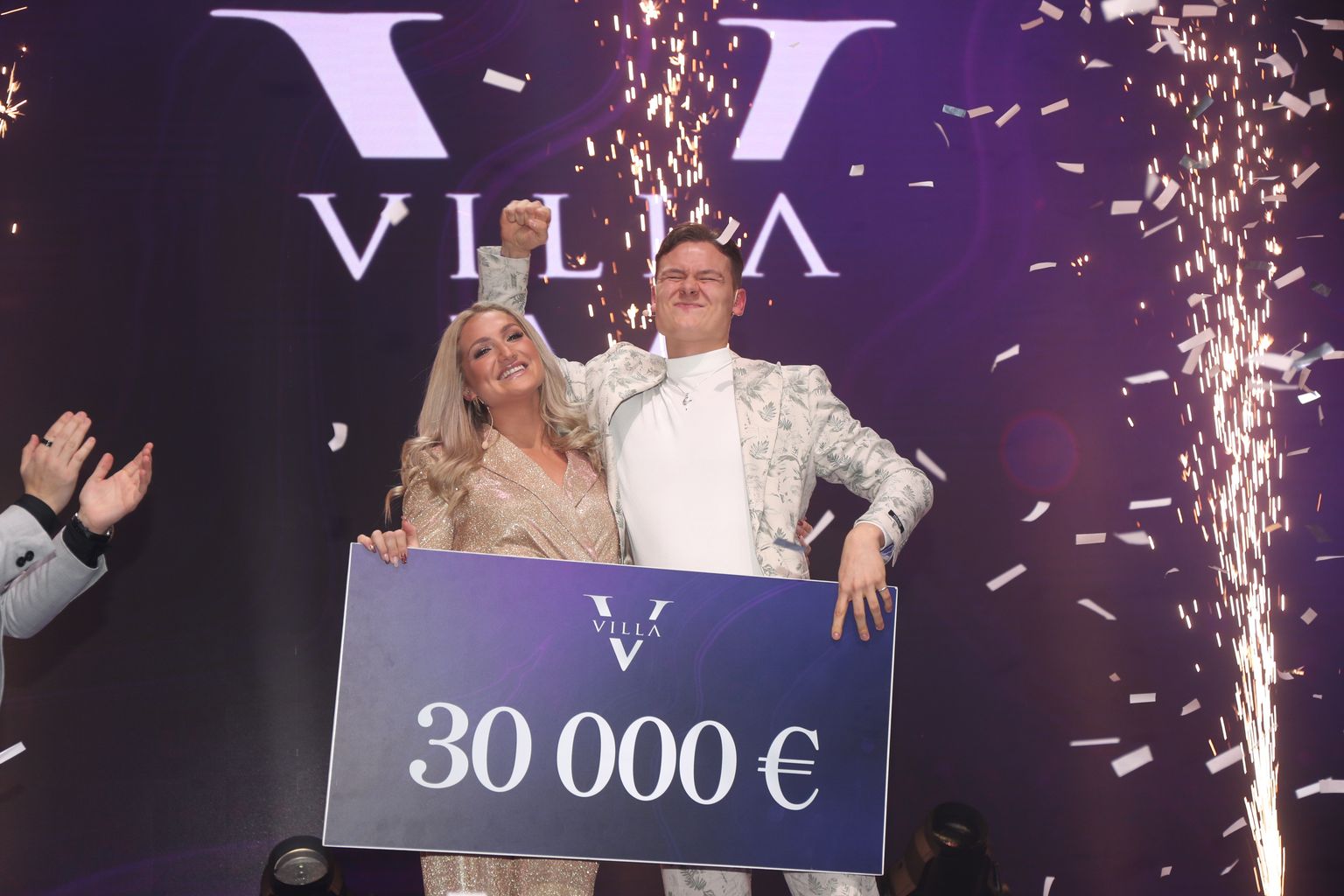 «Villa» finaalpidu Noblessneris 22.12. Katriin ja Arles.