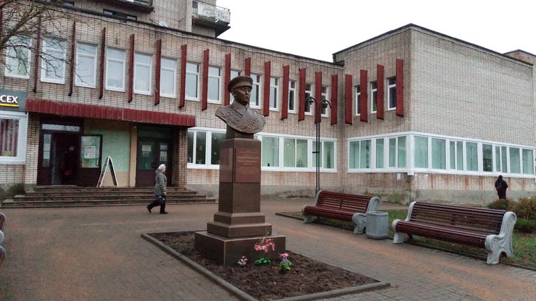 Памятник генералу Федюнинскому открыли в Ивангороде в августе 2020 года.