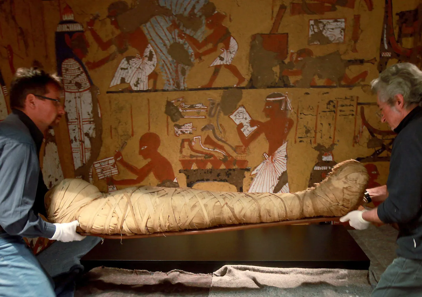 Egiptuse kuningate orust leiti naisemuumia