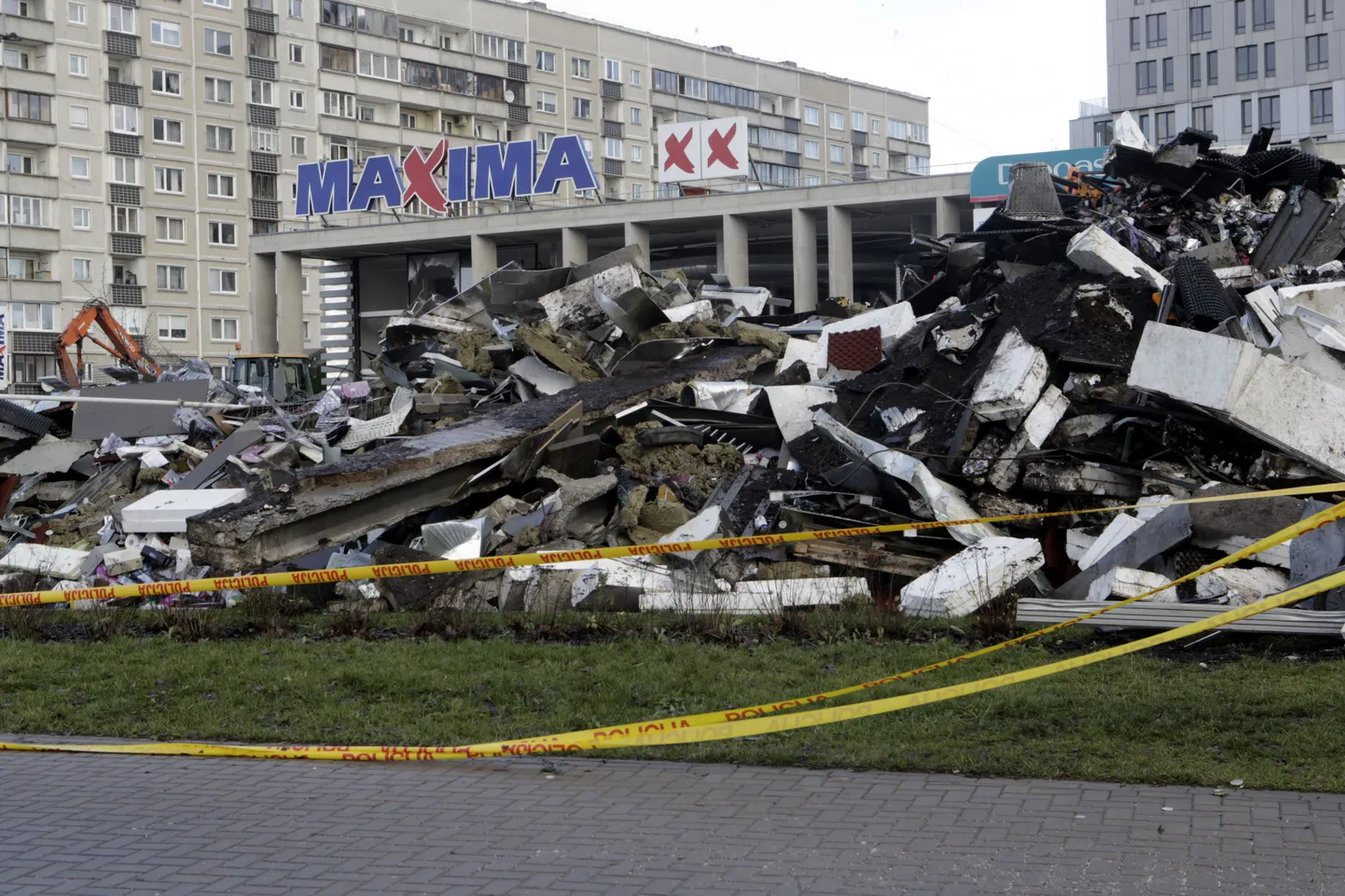 В ноябре 2013 года в рижском магазине Maxima погибли десятки людей.