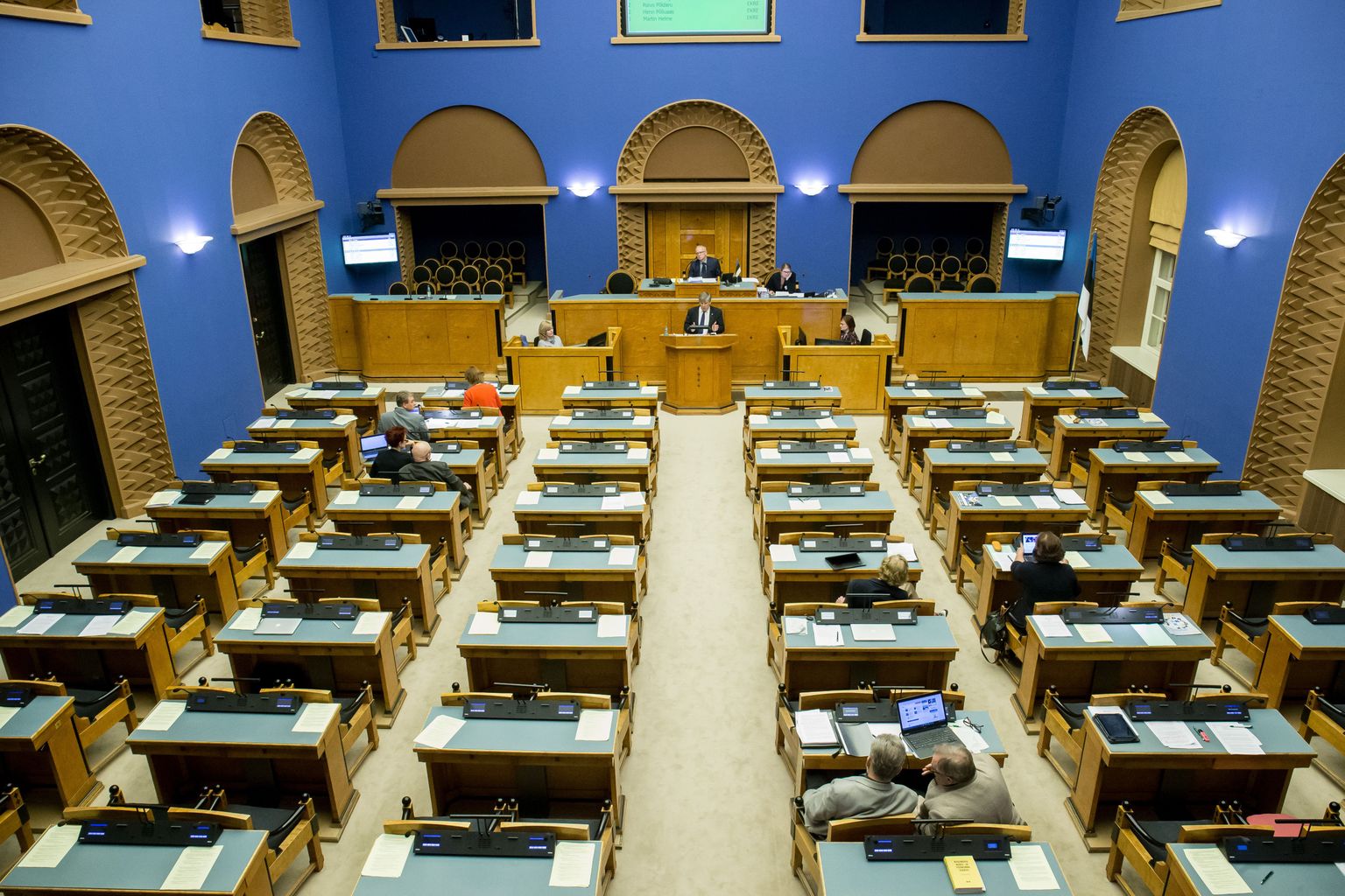 Riigikogu istungitesaal. Uus koosseis koguneb esmaspäeval, 10. aprillil.