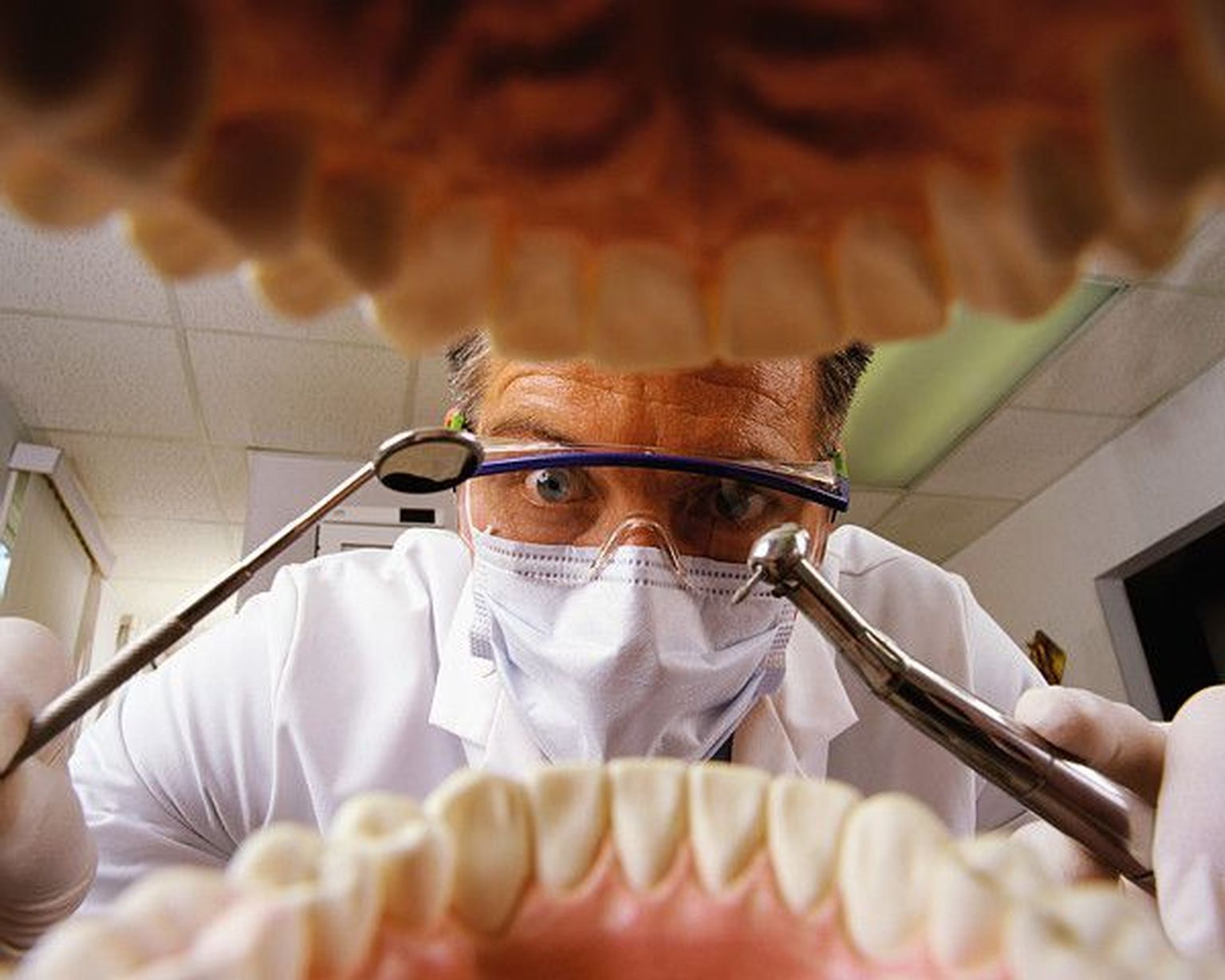Alates uuest aastast ei maksta enam inimestele 300-kroonist hambaravihüvitist.