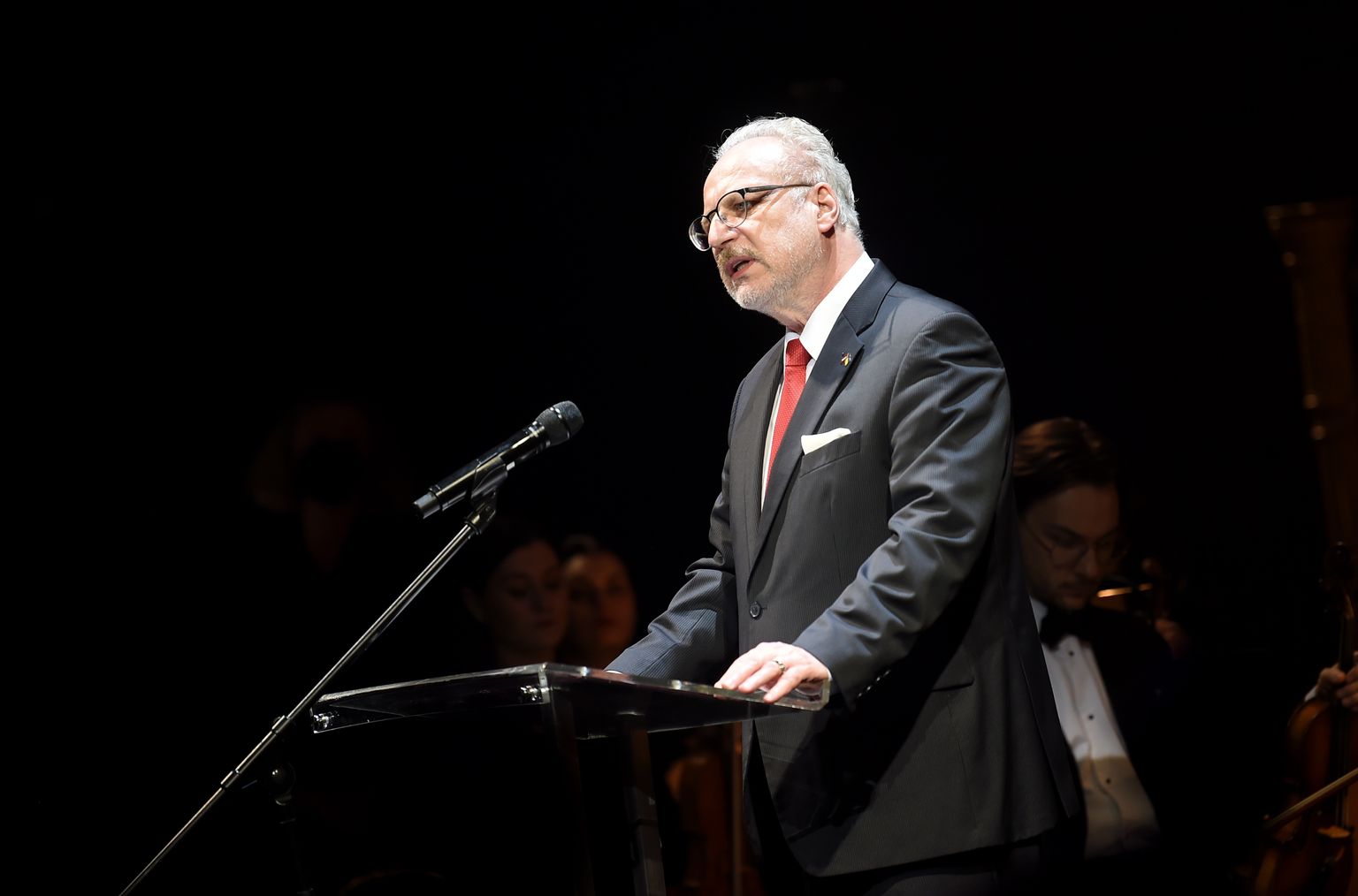 Valsts prezidents Egils Levits piedalās "Lielās mūzikas balvas 2021" svinīgajā pasniegšanas ceremonijā Latvijas Nacionālajā operā un baletā.