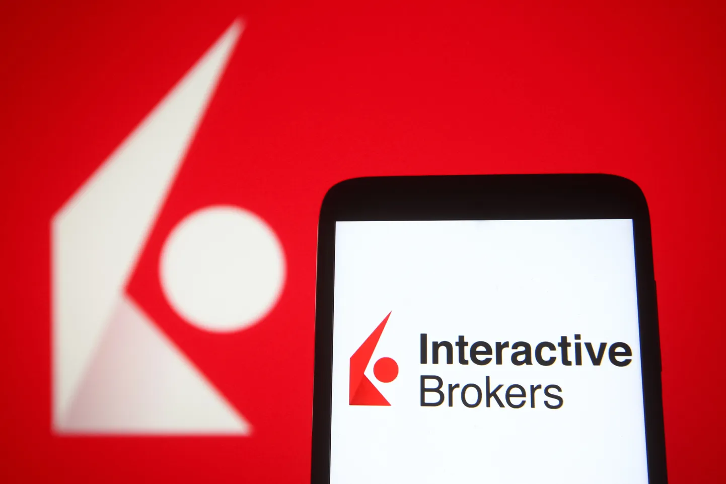 Interactive Brokers ja Wise löövad käed