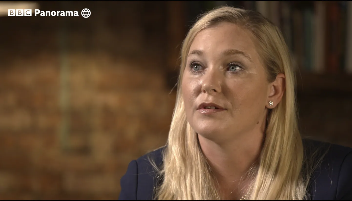 USA pedofiili Jeffrey Epsteini enda vägistamises süüdistanud Virginia Giuffre andis 2019. aastal intervjuu BBC saatele «Panorama». Giuffre teatas nüüd sotsiaalmeedias, et sattus liiklusõnnetusse ja naise väitel ütlesid arstid, et tal on elada vaid paar päeva.