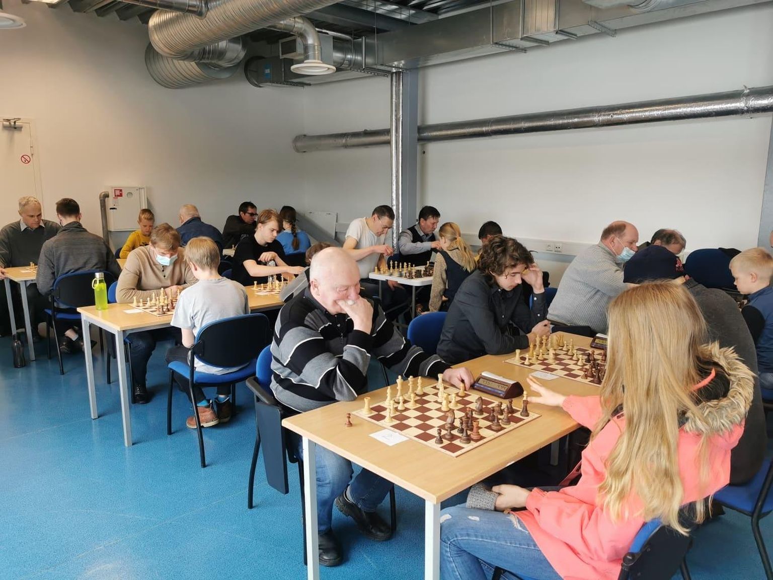 Male-kabe mitmevõistlus oli tänu koolinoortele osavõtjaterohke.