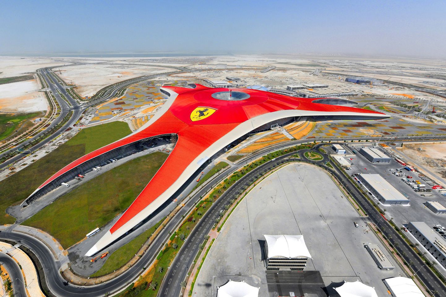 Ferrari lõbustuspark Abu Dhabis.